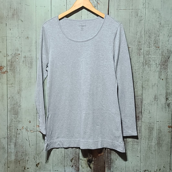 Liz Claiborne Tops - Liz Claiborne long sleeve tee